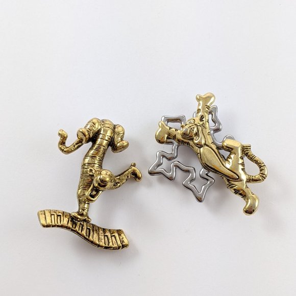 Vintage Winnie the Pooh Tigger Brooches - Set of Two - Picture 3 of 4